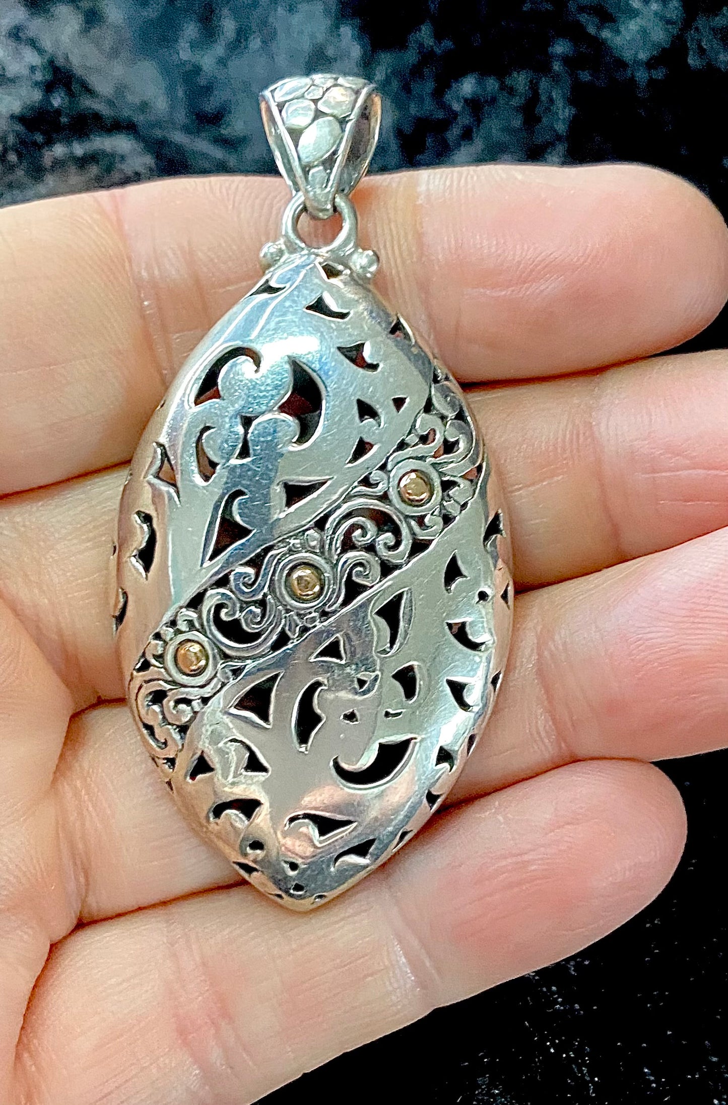 Stunning Balinese Silver Pendant