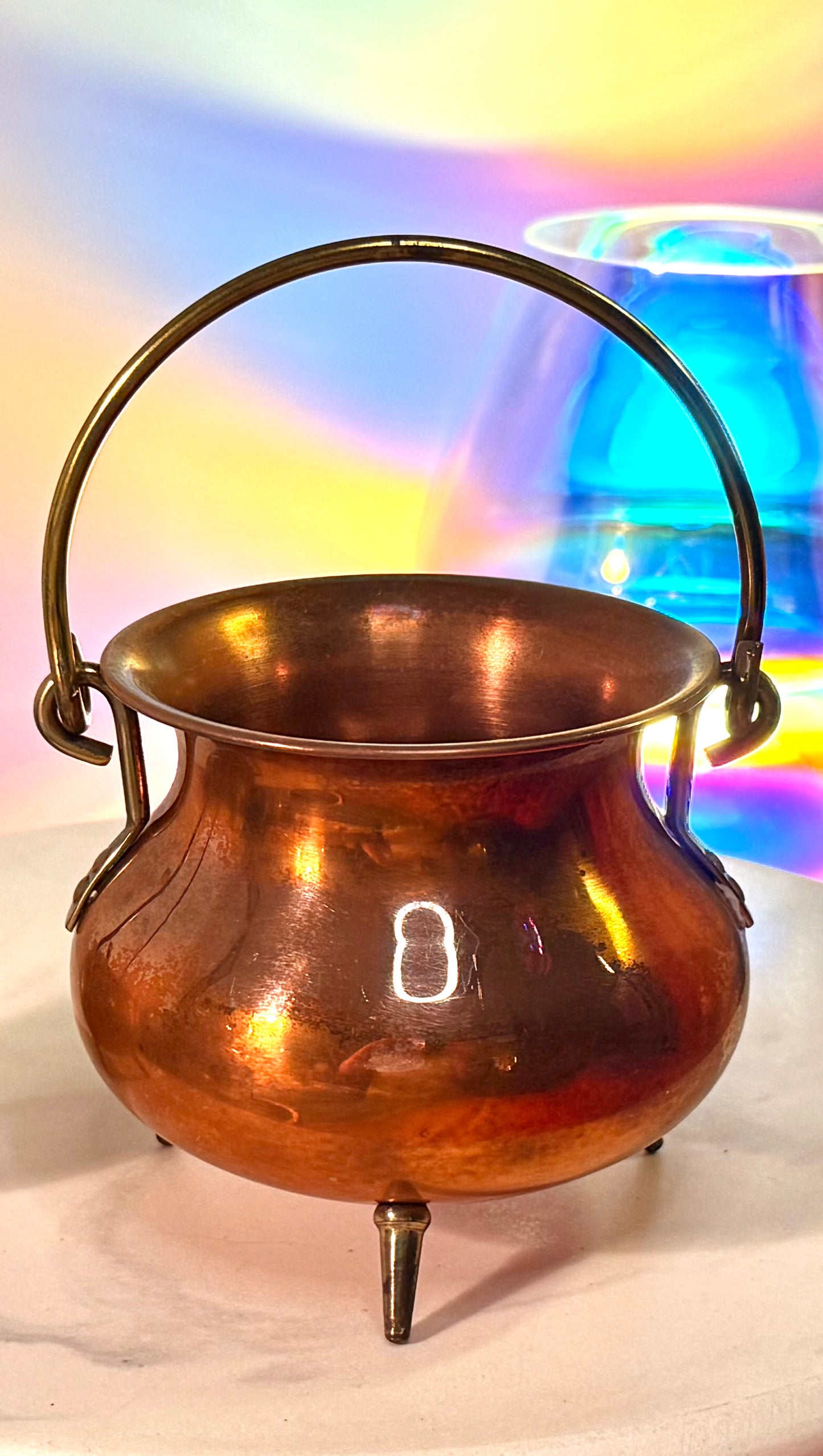 Stunning Vintage 1960s Dutch Copper Cauldron with Cast Iron Handle- comes with ingredients and instructions for Cauldron Connection Spell✨