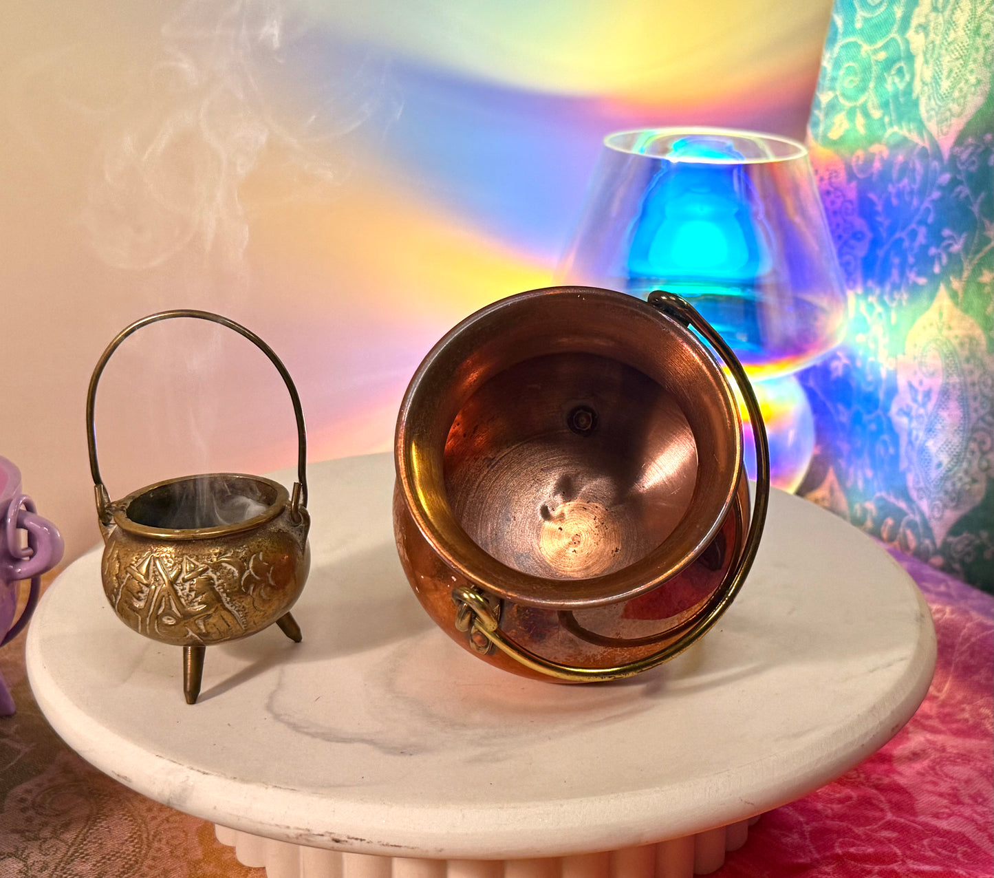 Stunning Vintage 1960s Dutch Copper Cauldron with Cast Iron Handle- comes with ingredients and instructions for Cauldron Connection Spell✨